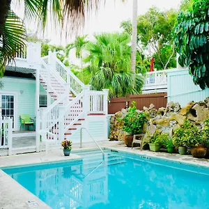 https://the-casablanca-hotel.hotels-in-key-west.com
